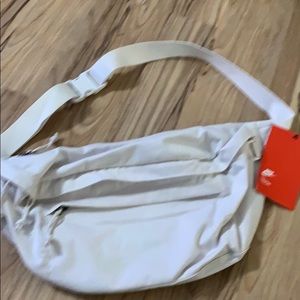 Over the body Nike bag